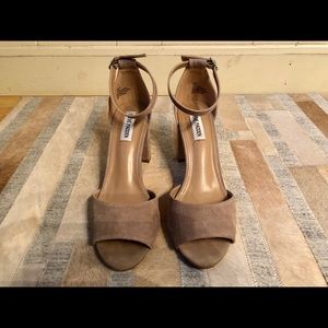 Steve Madden suade heels